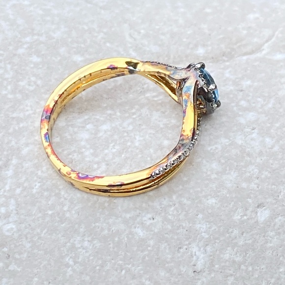 Danbury Mint Blue Topaz Diamond ring gold plated Sterling silver - Picture 9 of 9